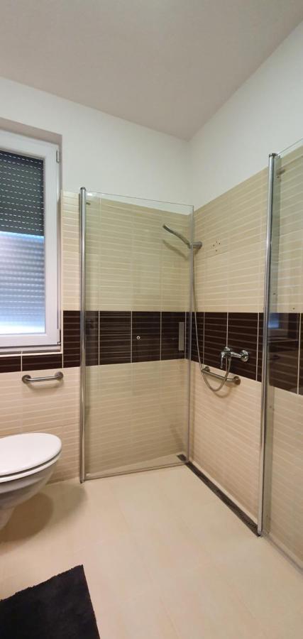 Mandara Wellnes Apartmanok Siófok Exterior foto