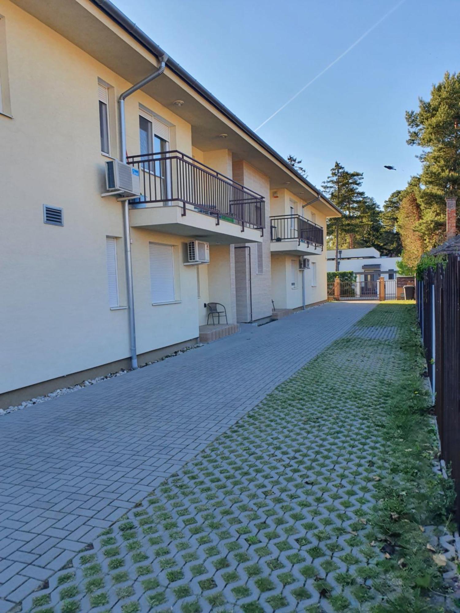 Mandara Wellnes Apartmanok Siófok Exterior foto